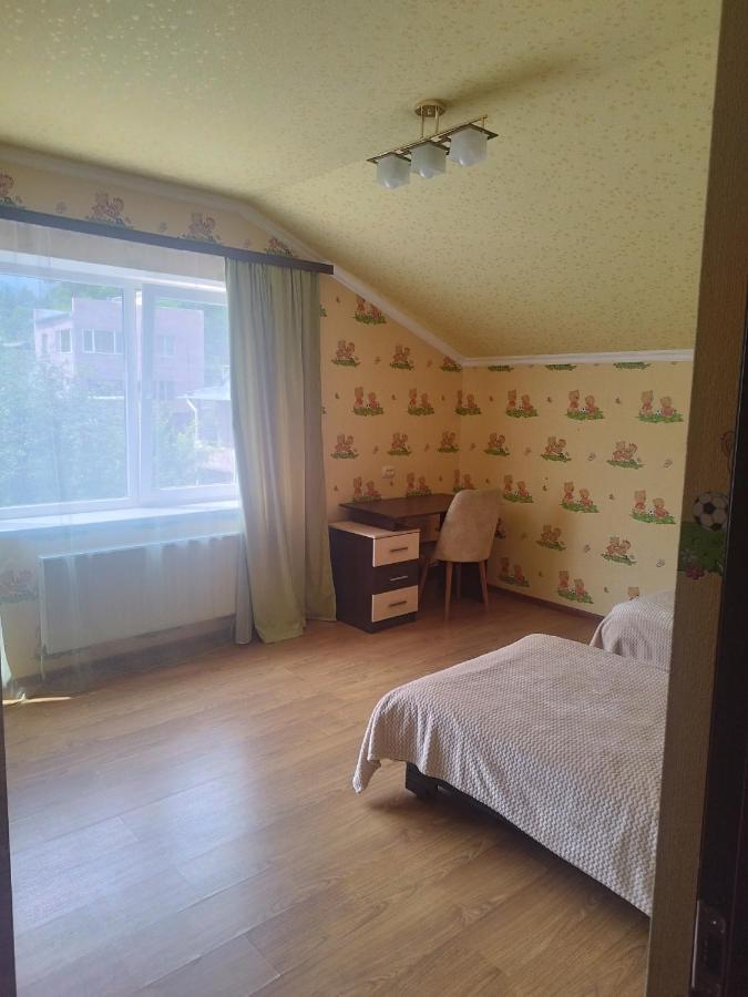 комнаты у айрин Homestay